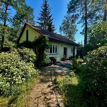 Ferienhaus Im Gruenen Mit Kamin Oranienburg Exteriör bild