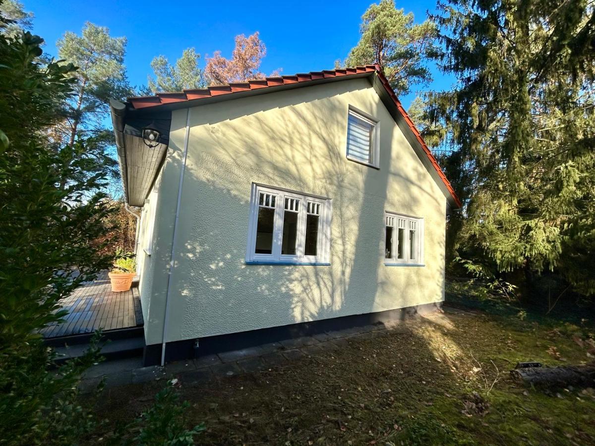 Ferienhaus Im Gruenen Mit Kamin Oranienburg Exteriör bild